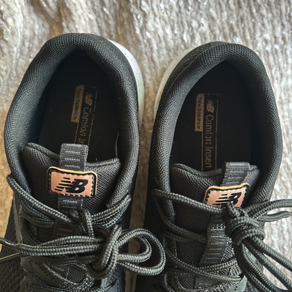 New Balance CUSH+District shoes - women’s size 7.5 - Picture 6 of 11